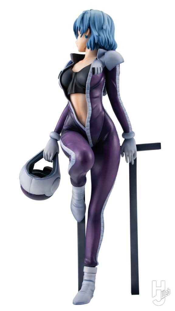 アイナ・サハリンのフィギュアの全体画像その2