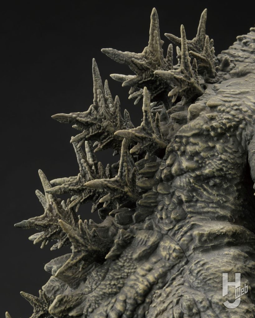 東宝ゴジラ2033ディオラマ
背びれ