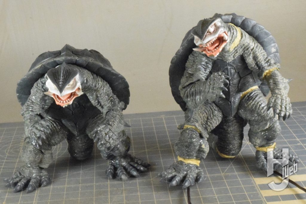 ガメラのポーズ変更の比較画像