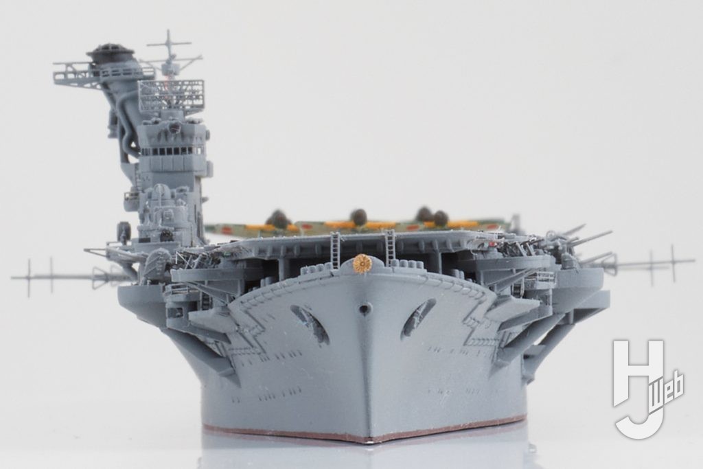 日本海軍航空母艦 飛鷹
艦首