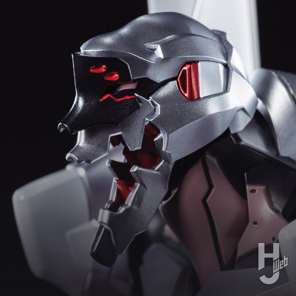 エヴァンゲリオン4号機のフィギュアのアップ画像その1