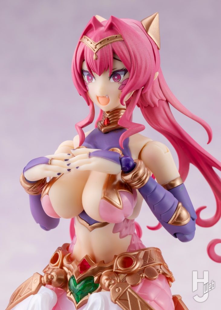 メルティーナのプラモデルの後ろ姿のアップ画像その5