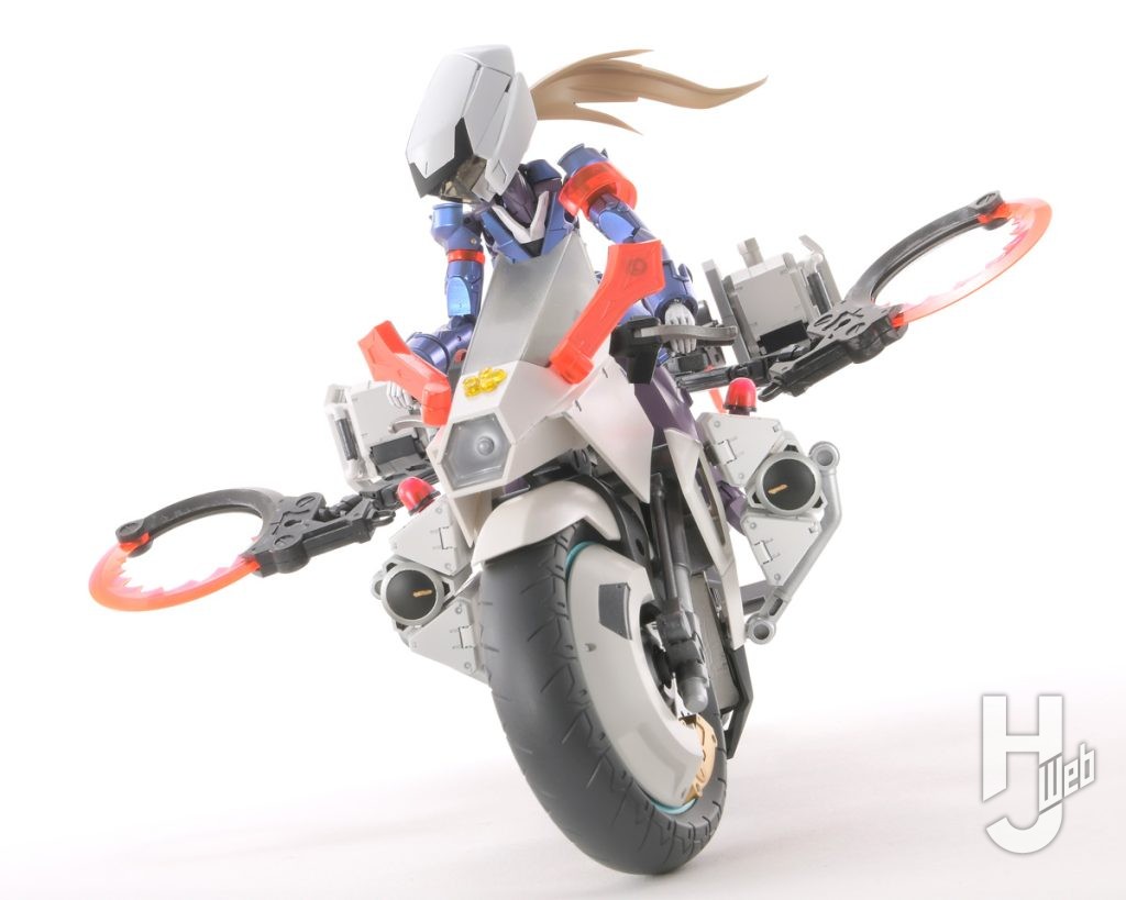 ヴァリアントのプラモデルの全体画像その3