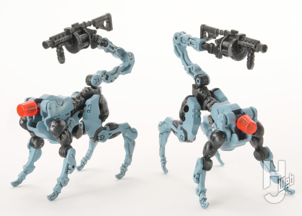 犬型サポートメカの全体画像その1