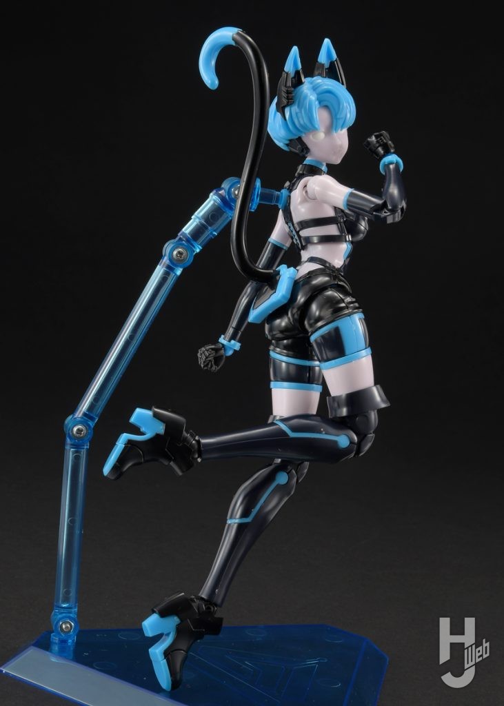 ソラ・ザ・キャットのプラモデルの全体画像その3