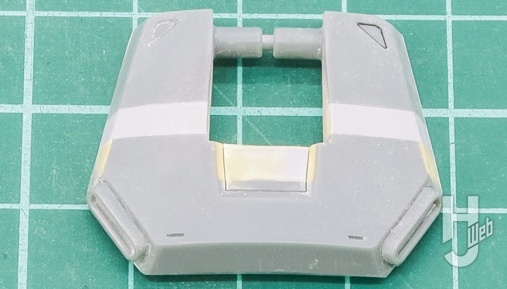 デナン・ゲー　リアアーマー　加工