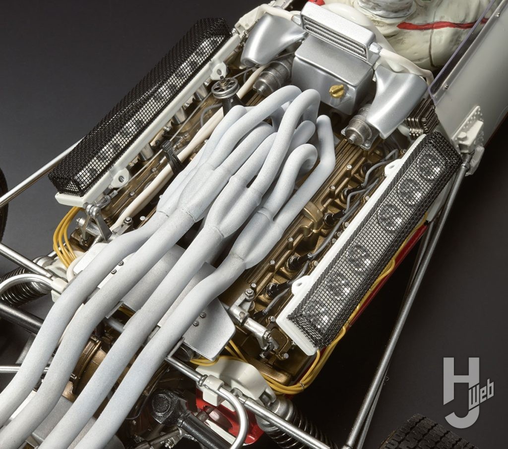 プラグの基部とインジェクション部も3D造形で再現