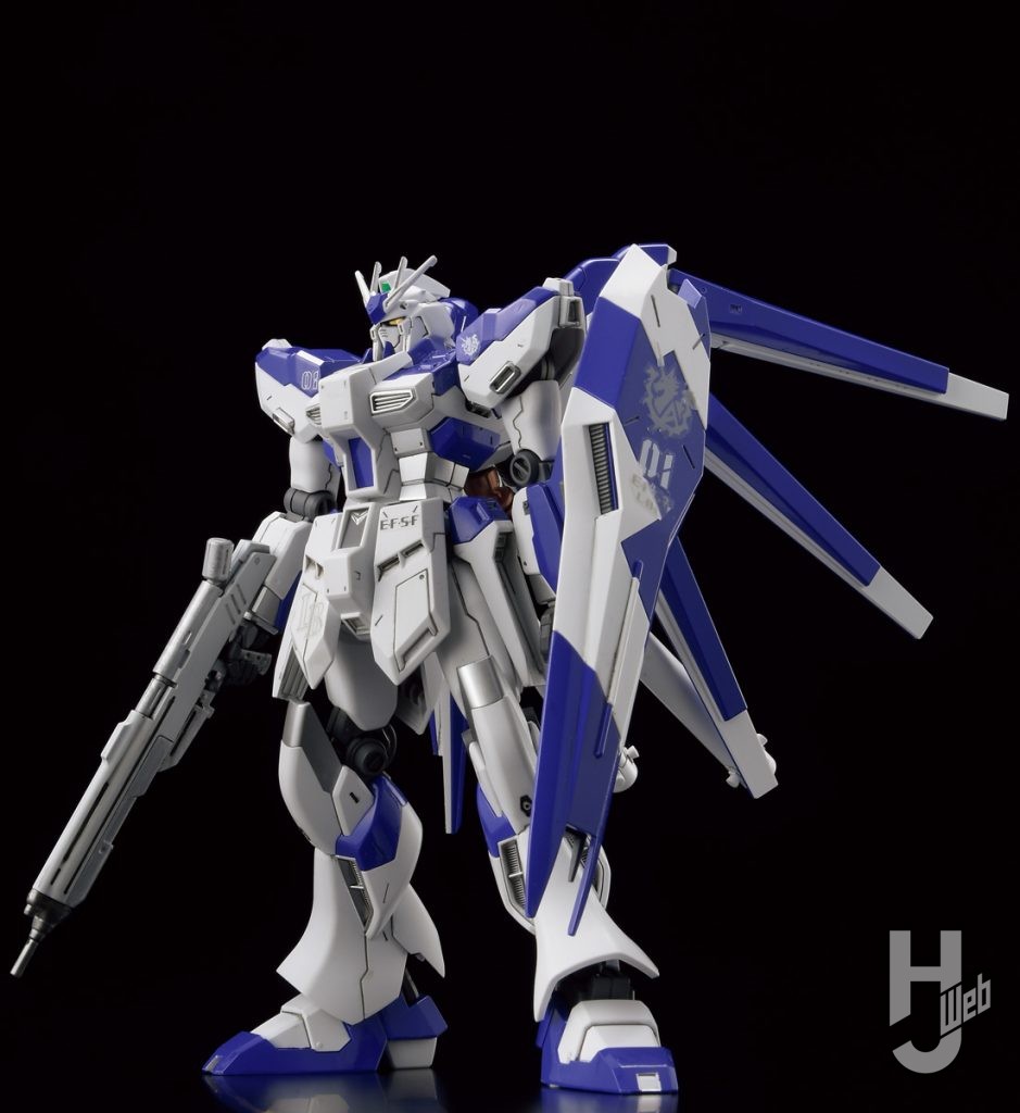 UG28 Hi-νバイオレットで塗装したHi-νガンダムの画像
