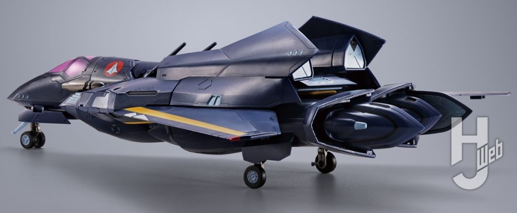 DX超合金-VF-17S-ナイトメアステルスバルキリー（ガムリン木崎機）ファイター形態横