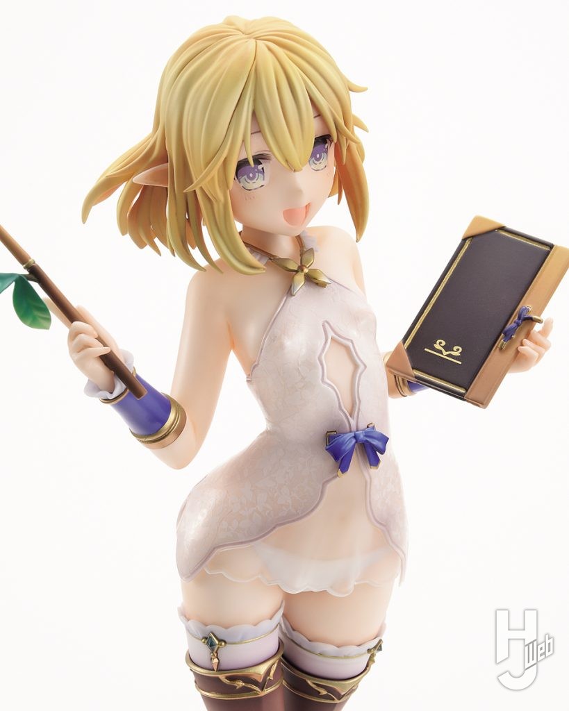 村の先生モニカのフィギュアのアップ画像その2