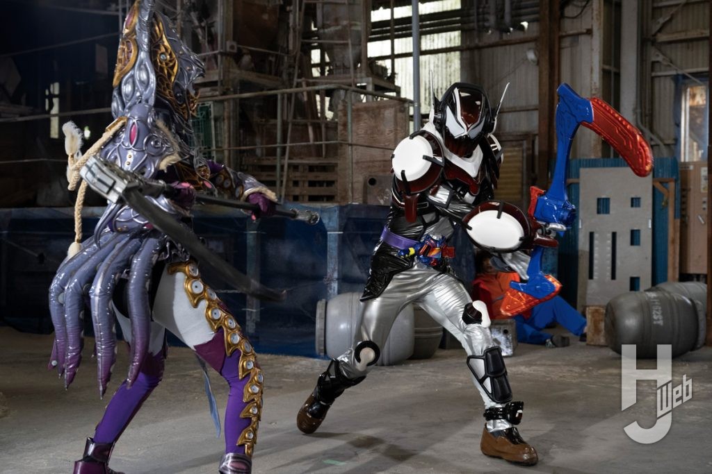 仮面ライダーヴラムの画像