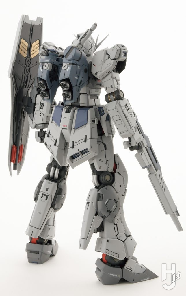 NAOKI製作「νガンダム-Ver.NAOKI」リア