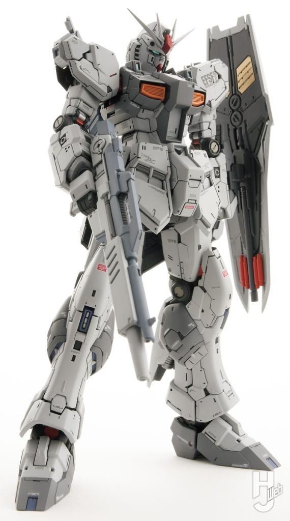 NAOKI製作「νガンダム-Ver.NAOKI」