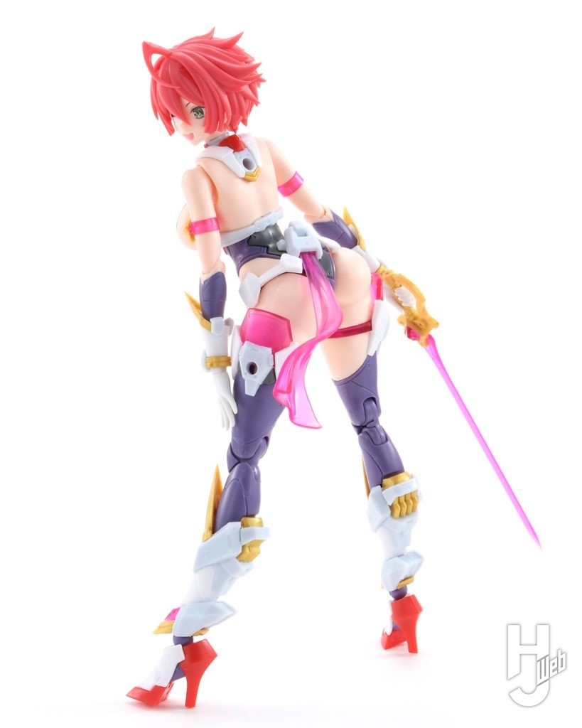 キューティーハニーのプラモデルの全体画像