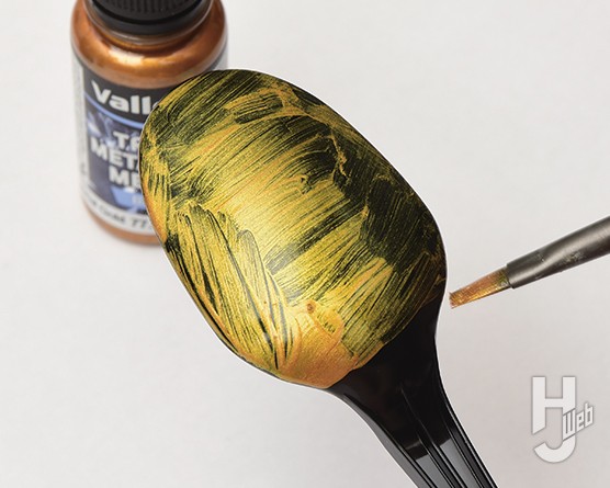 ファレホトゥルーメタリックメタルを試し塗る画像その2