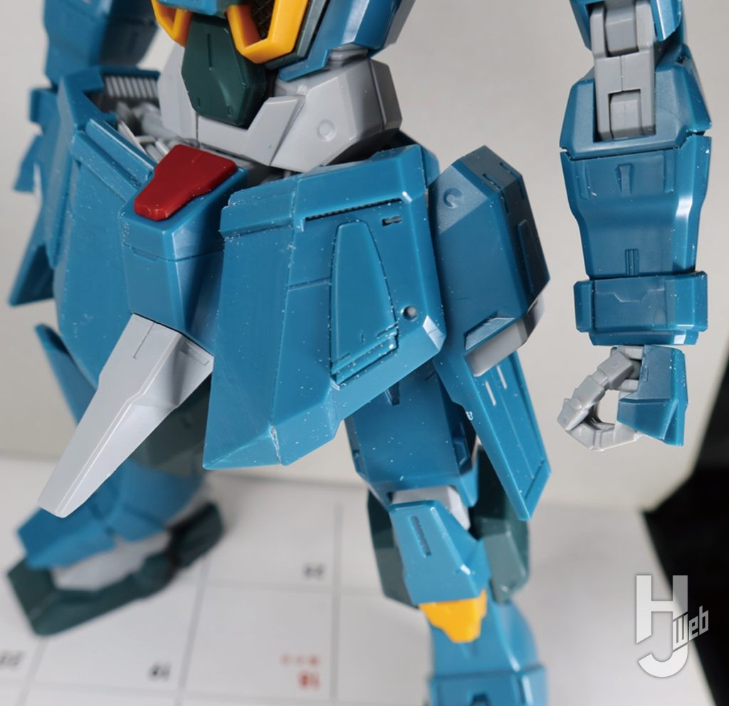 セイラマスオ製作「FULL MECHANICS カラミティガンダム」製作過程：フロントアーマー、サイドアーマーの延長13