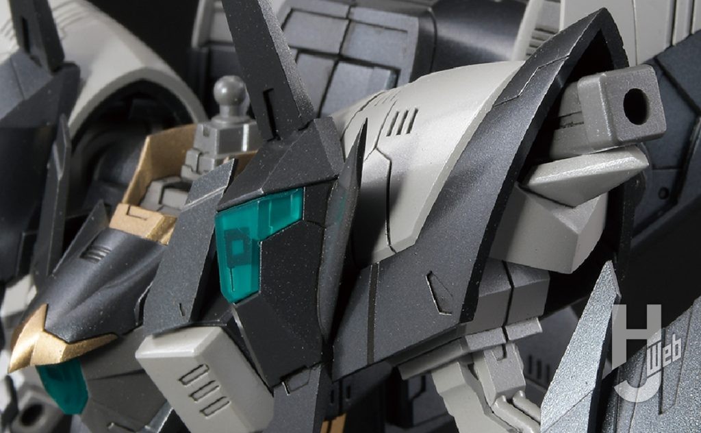 射水宏製作「アークラウド」肩アーマーアップ