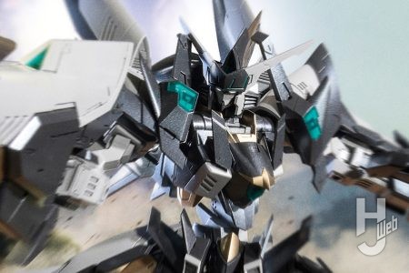 MODEROIDから『ティタノマキア』新作「アークラウド」登場！ パール調のカラーリングとディテールアップでシャープに仕上げてキットレビュー！