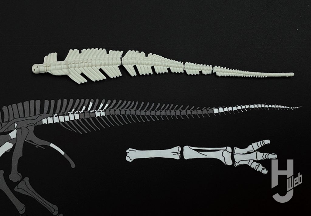 ウラベヒロト製作「フクイサウルス」尾製作途中