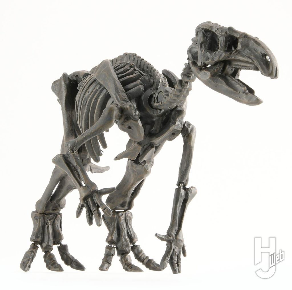 ウラベヒロト製作「フクイサウルス」正面アップ