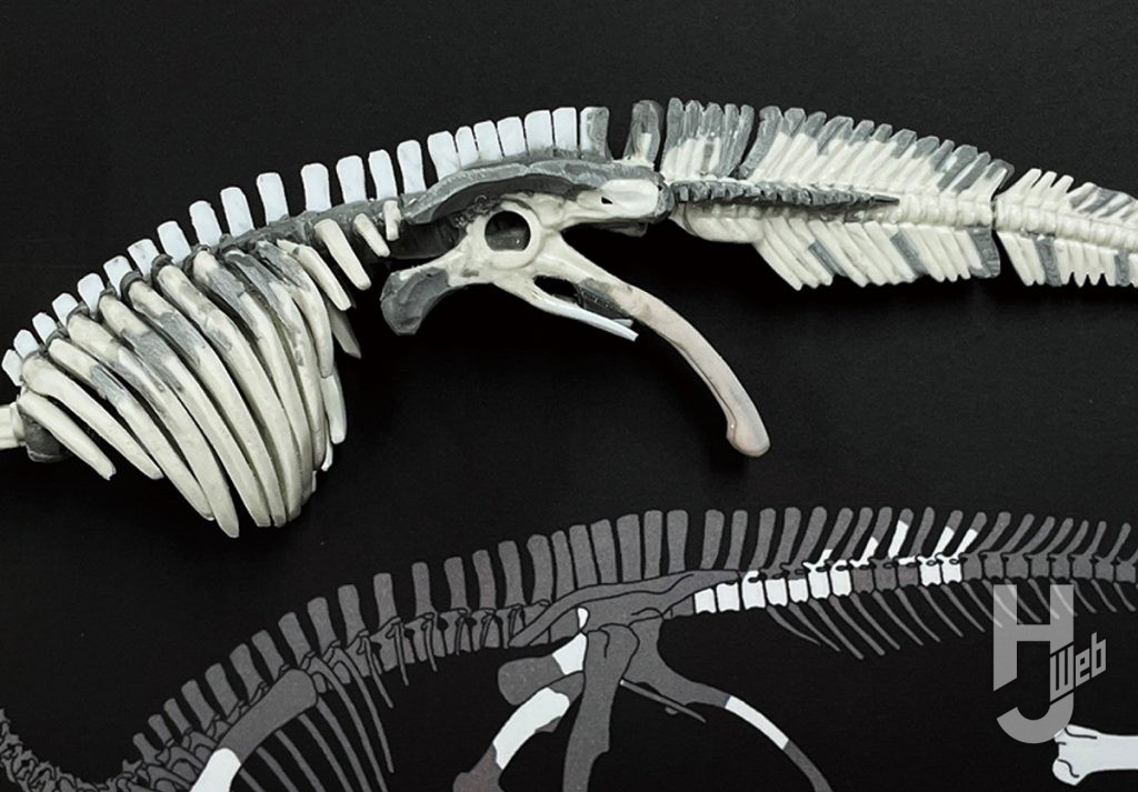 ウラベヒロト製作「フクイサウルス」腸骨製作途中