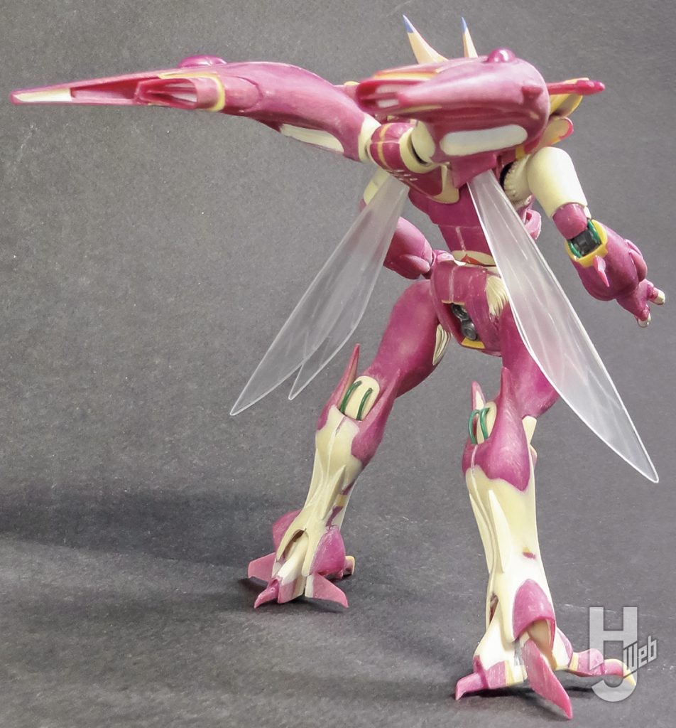 田仲正樹製作「ボチューン」製作途中全体像背面