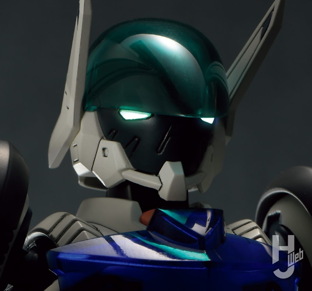 イタミテック製作「アムドライバージェナス＆ボードバイザー」頭部アップ