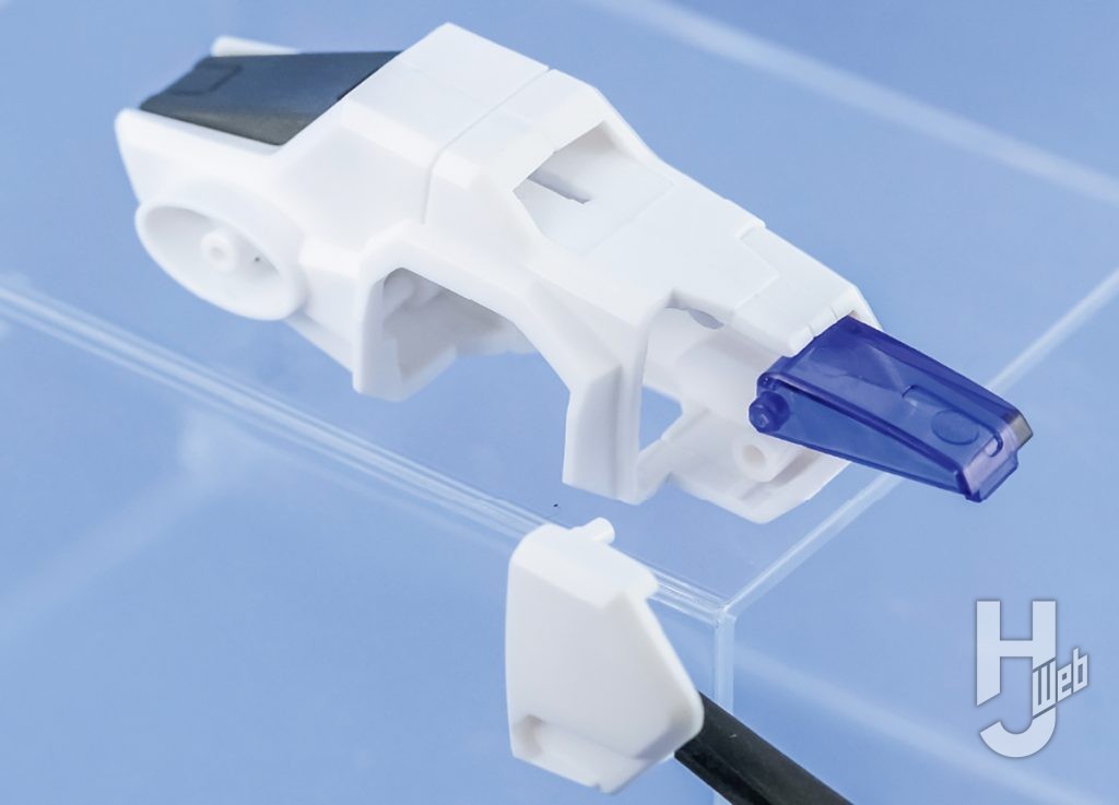 イタミテック製作「アムドライバージェナス＆ボードバイザー」製作途中バイザー肩2