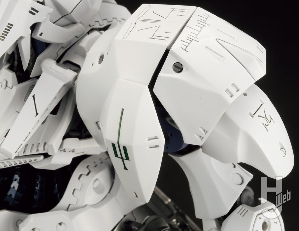 nishi製作「L.E.D.ミラージュ 先行量産型 =ジュノー 2989=」肩装甲アップ