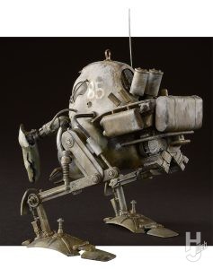 横山宏製作「シュトラール軍 多目的大型装甲戦闘服 カングール」背面