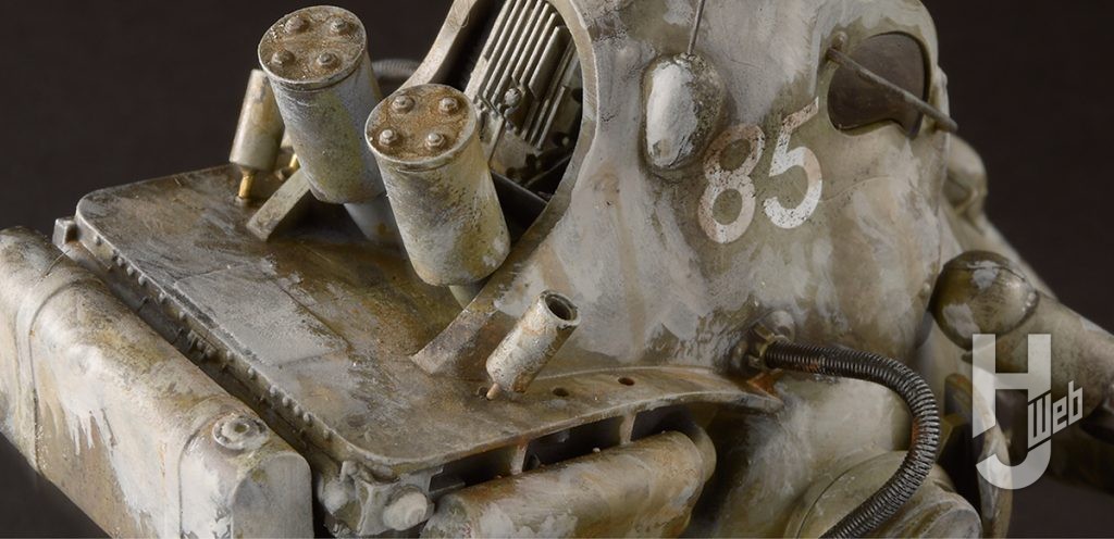 横山宏製作「シュトラール軍 多目的大型装甲戦闘服 カングール」スモークディスチャージャーアップ