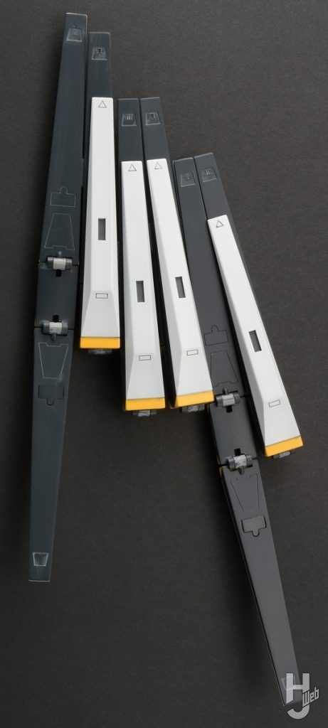 只野☆慶製作「νガンダム」フィンファンネル裏