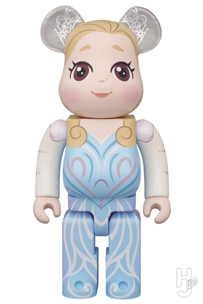 グリンダのベアブリックの画像