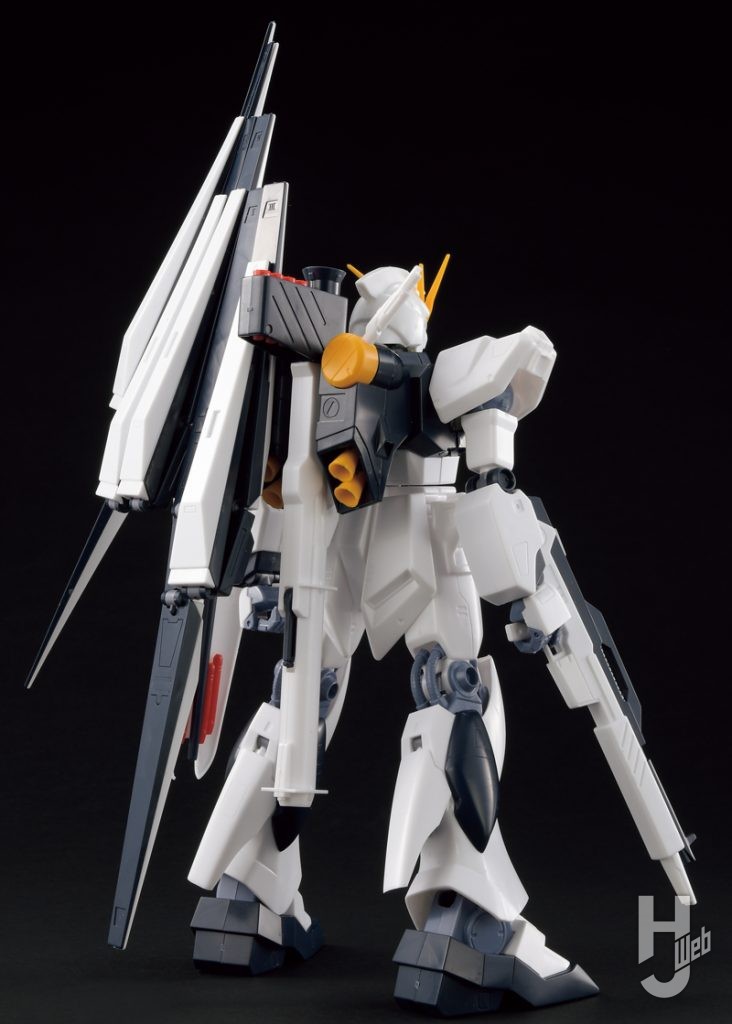 1／100ν-ガンダム（ファンネル装備型）背面