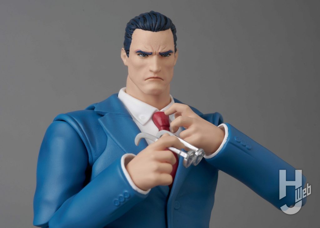 クラーク・ケントの可動フィギュアのアップ画像その1