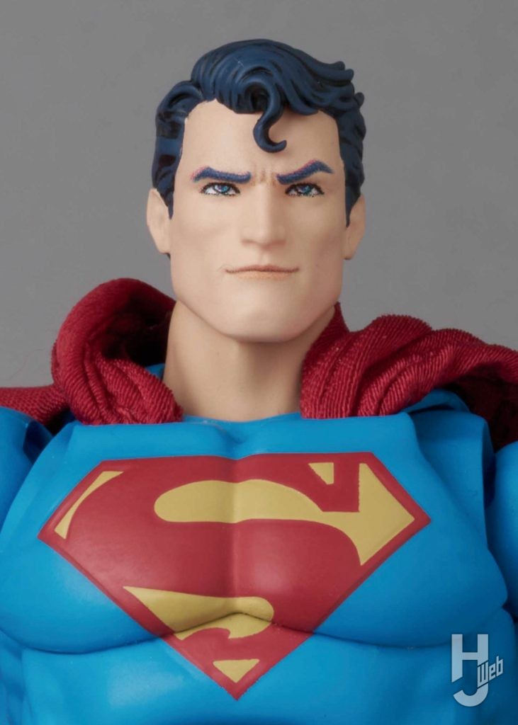 クラーク・ケントの可動フィギュアのアップ画像その3