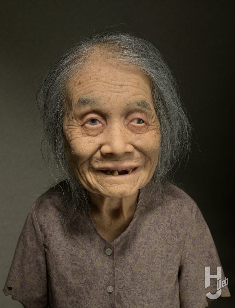 Presence　正面　拡大