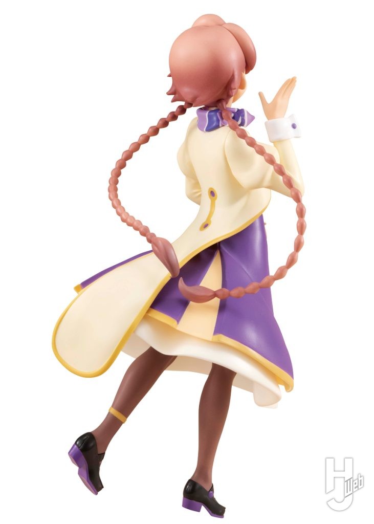 ヤチヨのフィギュアの後ろ姿の全体画像