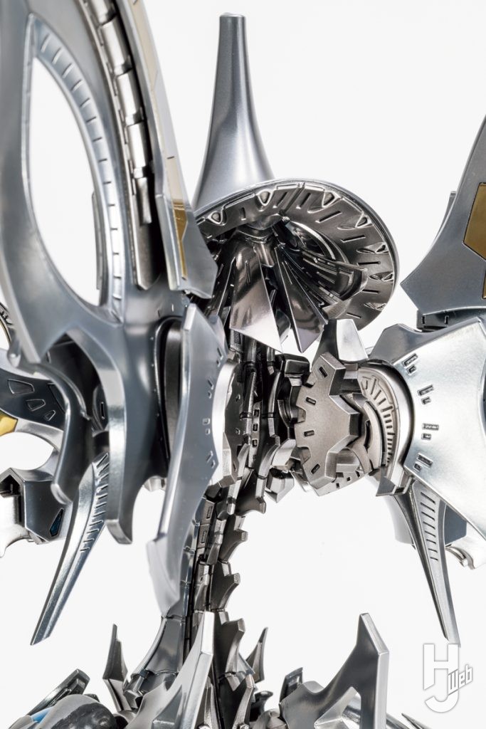 HSGK 1/72 アゲハ・モルフォ・ザ・スルタンの背中のアップ画像