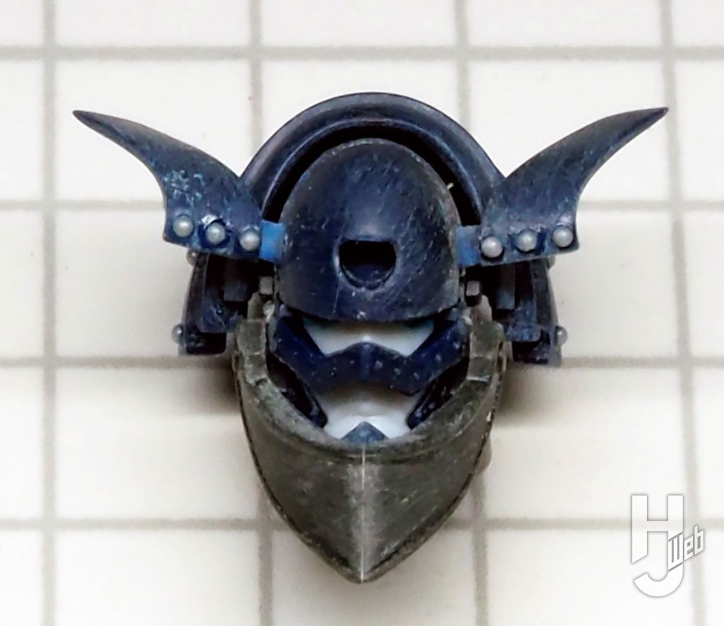 合わせ目が見られる部分はリベットを一度消している