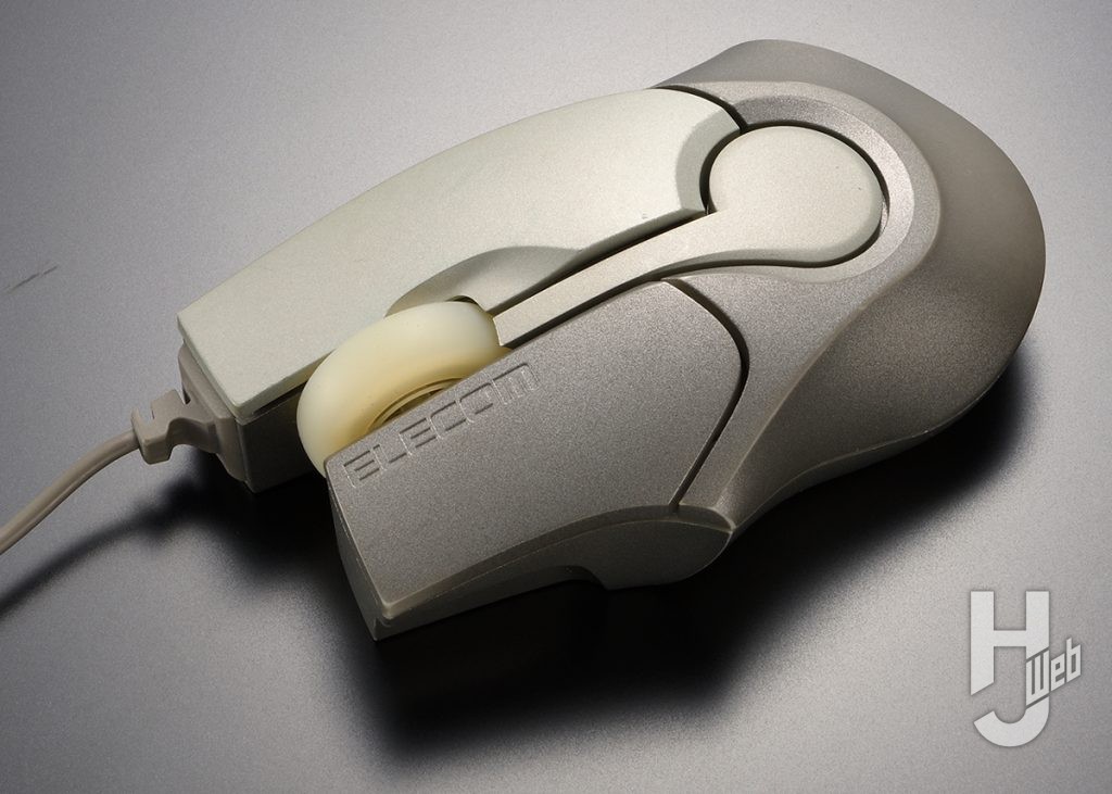 2002年に発売された士郎正宗デザインマウスの画像