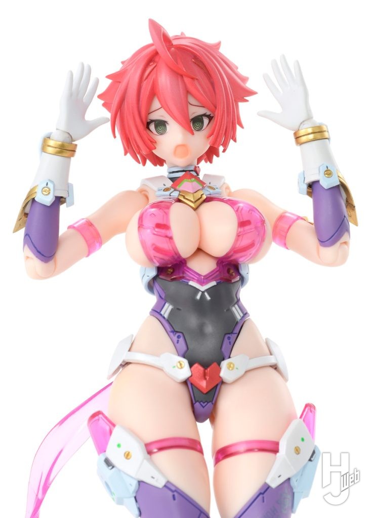 キューティーハニーのプラモデルのアップ画像