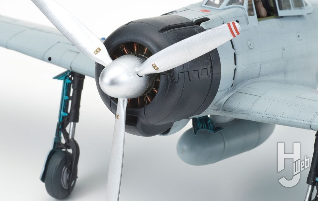 エンジンカウリング