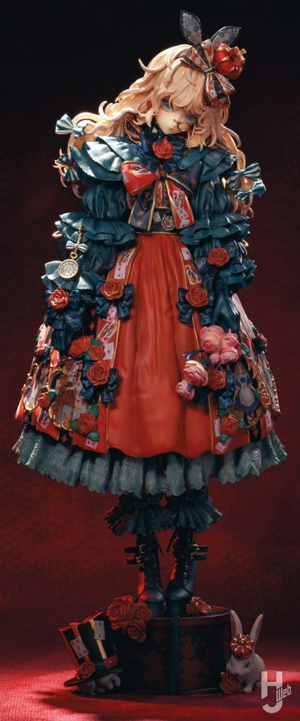 赤の女王とPrincess Aliceのフィギュアの画像