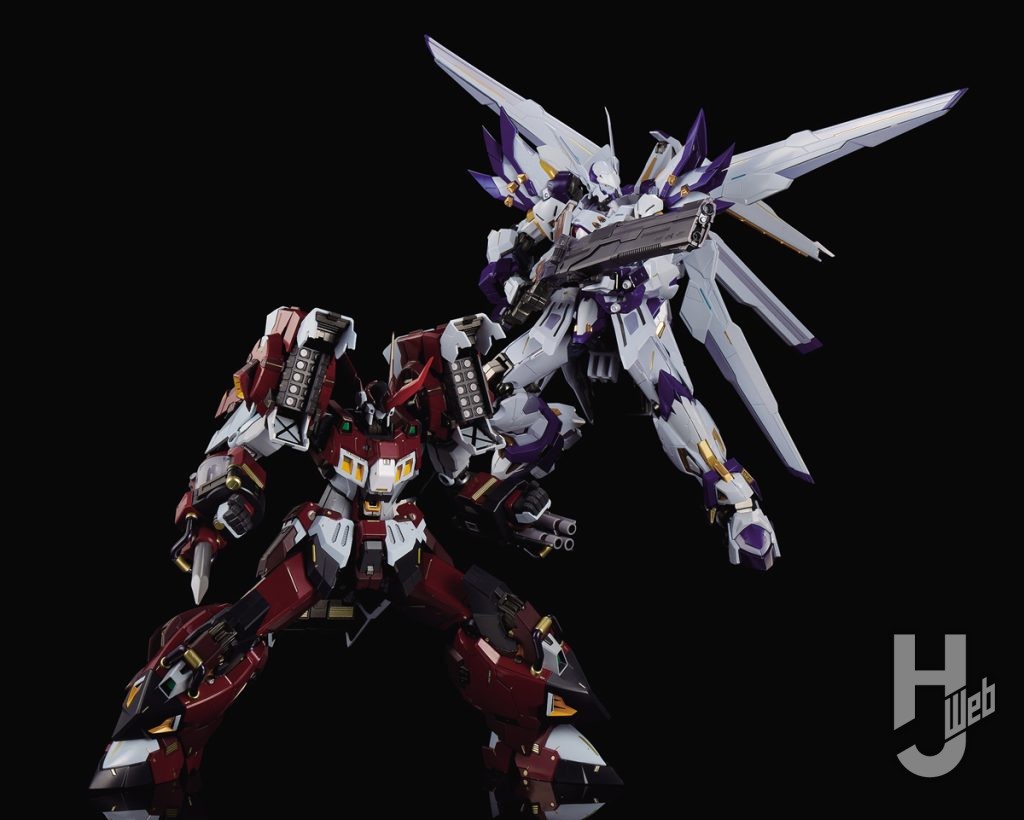 ヴァイスリッターとアルトアイゼンの可動フィギュアの画像