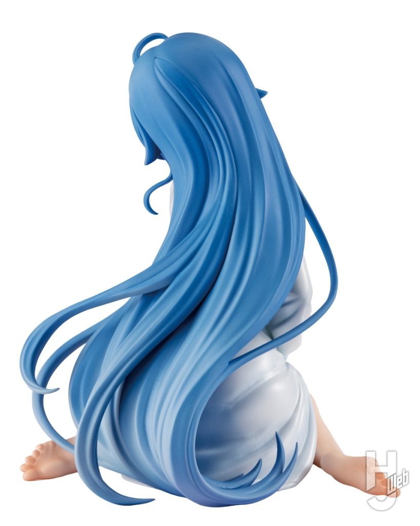 ロキシーのフィギュアの後ろ姿の全体画像