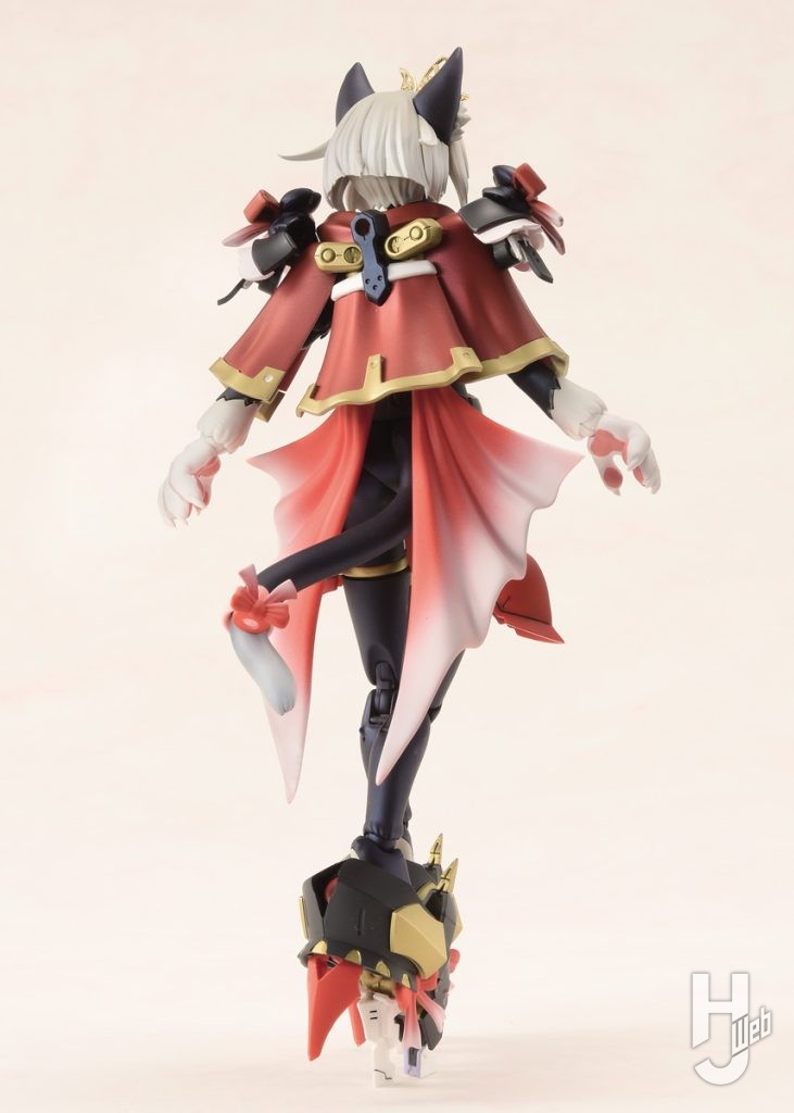 ケット・シーカスタムの顔マニーのプラモデルの全体画像その2