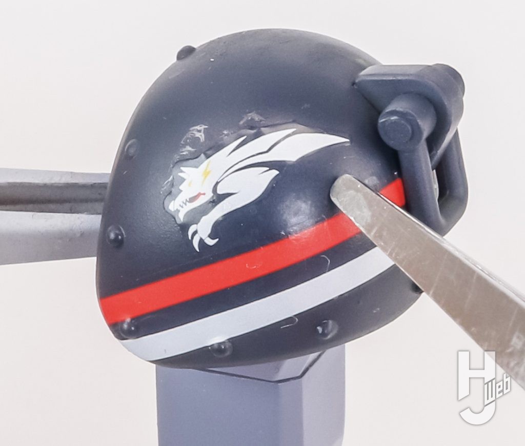 デカール　狼マーク貼り付け　