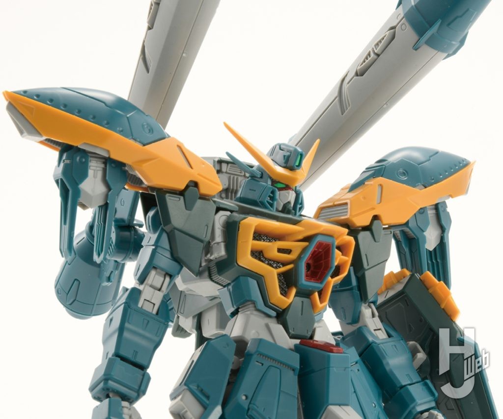 セイラマスオ製作「カラミティガンダム Ver.W.G.P.N.」素組み上半身アップ