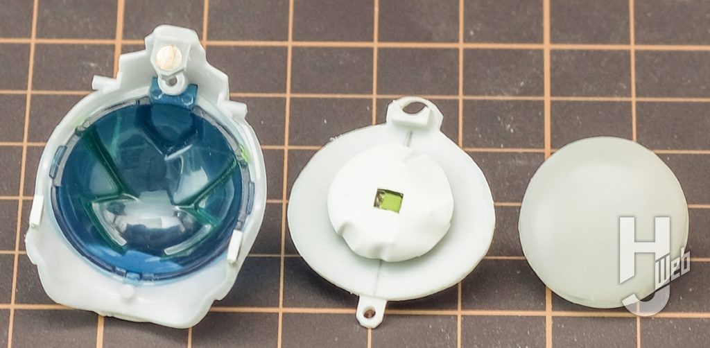 ほりきち製作「キングゲイナー」製作途中LED埋め込み右